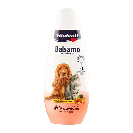 Vitakraft Soft Coat Conditioner for Dogs & Cats – Almond & Olive Oil